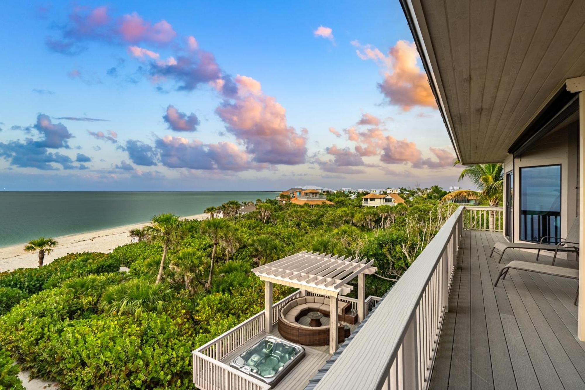 Beachfront,V Private, 360 Views, Sunsets, Hottub Captiva Island Esterno foto